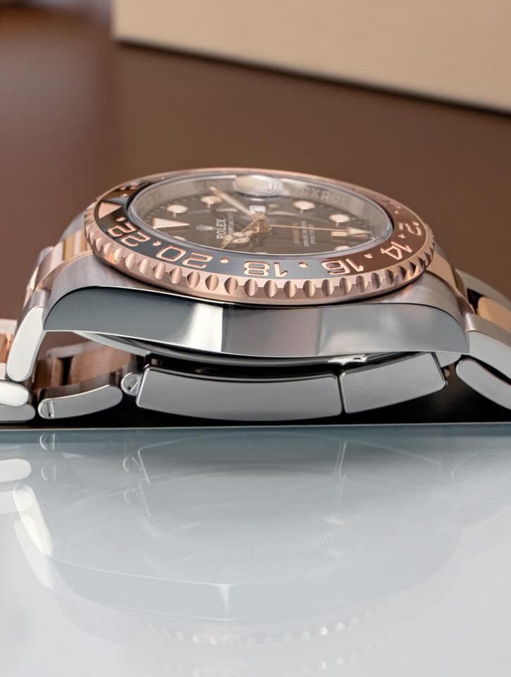 Rolex | GMT-Master II | 126711CHNR | Steel | 40 mm | Yellow gold | Black | Automatic