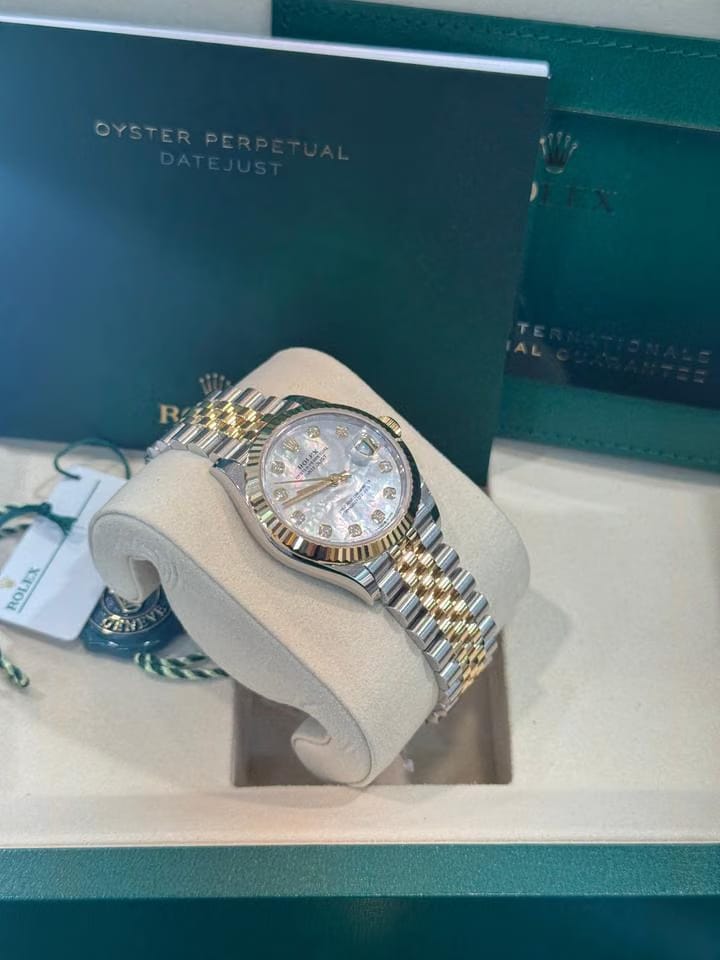 Rolex | Datejust | 278273 | Yellow gold | 31 x 37 mm | Gold/Steel | Mother of pearl | Automatic