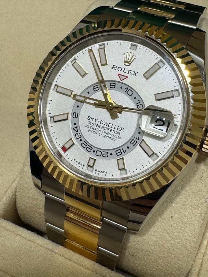 Rolex | Sky-Dweller | 336933 | Gold/Steel | 42 mm | Gold/Steel | White | Automatic