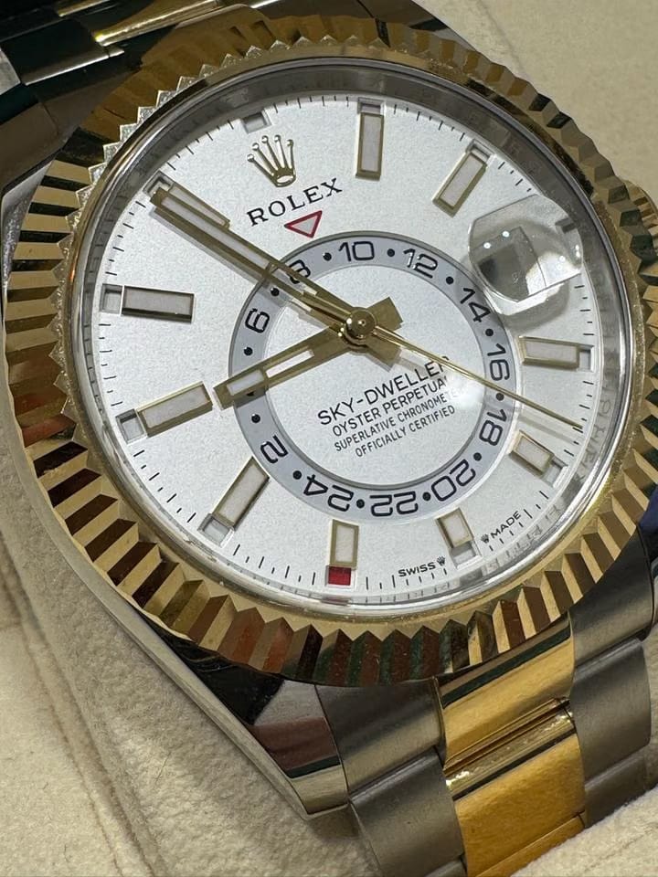 Rolex | Sky-Dweller | 336933 | Gold/Steel | 42 mm | Gold/Steel | White | Automatic