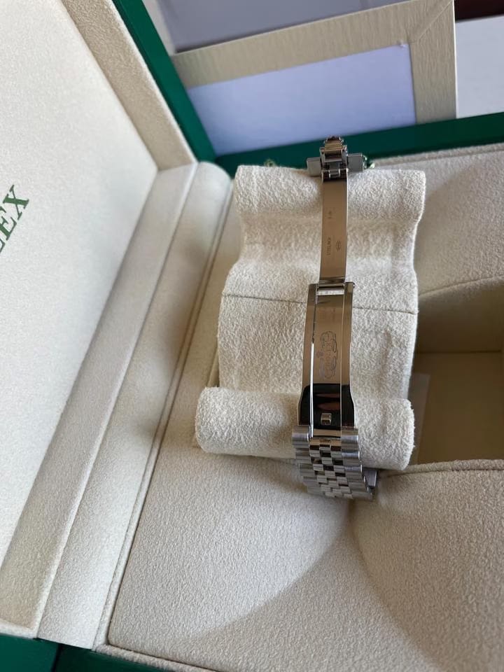 Rolex | Datejust | 278384RBR | Gold/Steel | 31 x 37 mm | Steel | Green | Automatic