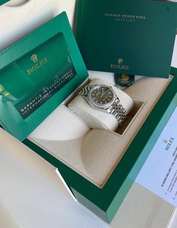 Rolex | Datejust | 278384RBR | Gold/Steel | 31 x 37 mm | Steel | Green | Automatic