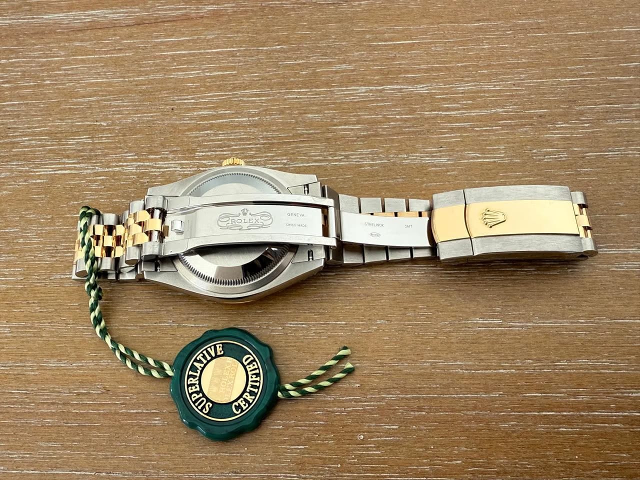 Rolex | Datejust | Rolex Datejust 36 Green Dial 126233 | Gold/Steel | 36 mm | Gold/Steel | Green | Automatic
