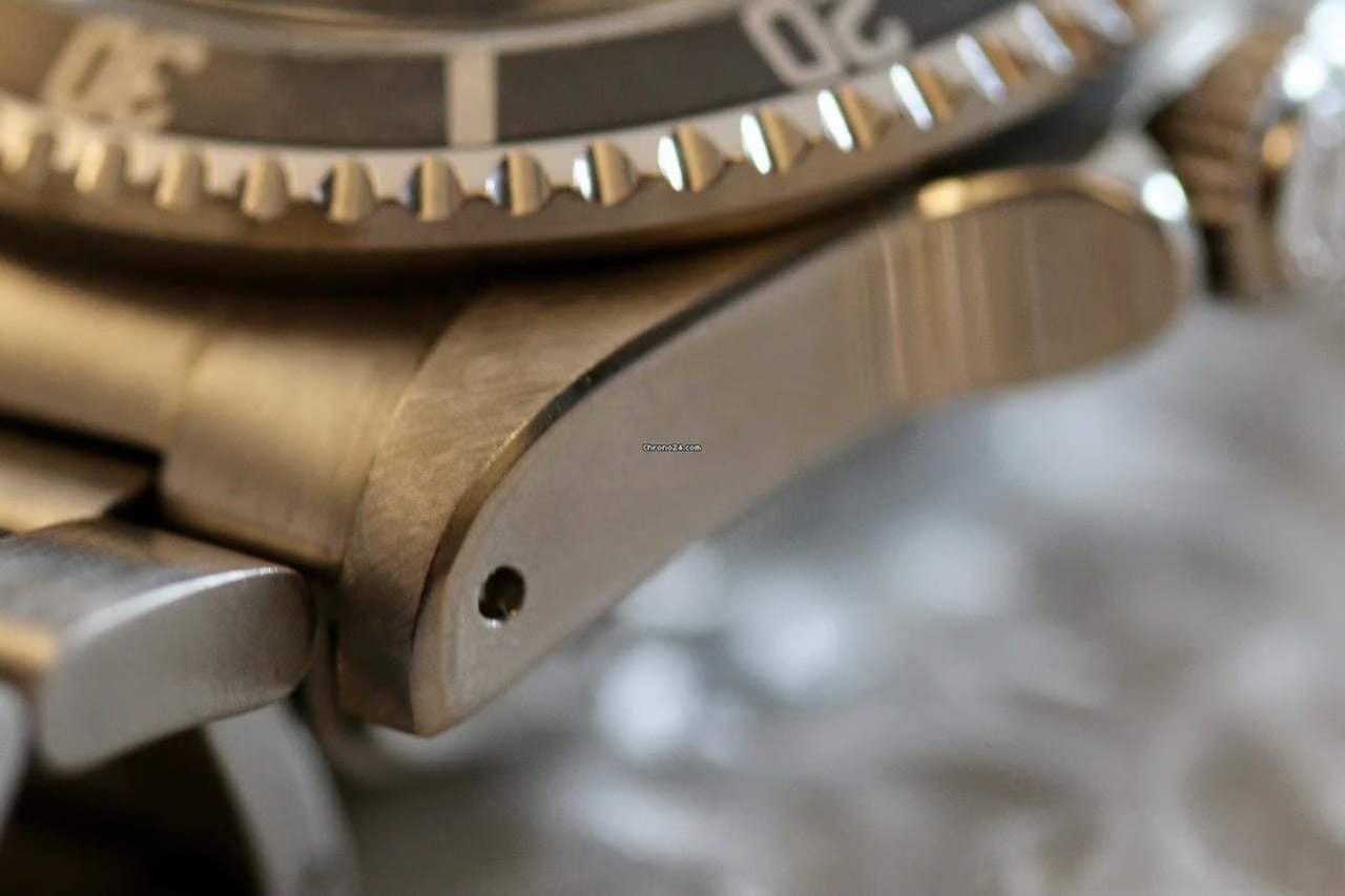 Rolex | Sea-Dweller | 1665 | Steel | 40 mm | Steel | Black | Automatic
