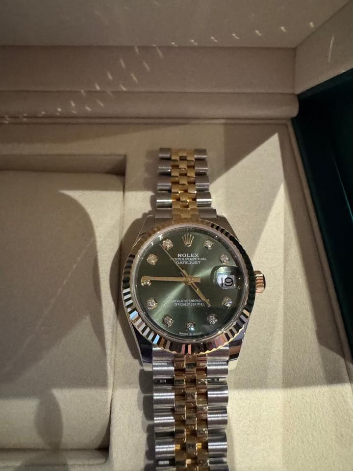 Rolex | Datejust | 0004735700 450014877424 | 31 mm | Gold/Steel | Green | Automatic