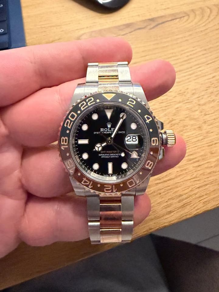 Rolex | GMT-Master II | 126711CHNR | 40 mm | Gold/Steel | Black | Automatic