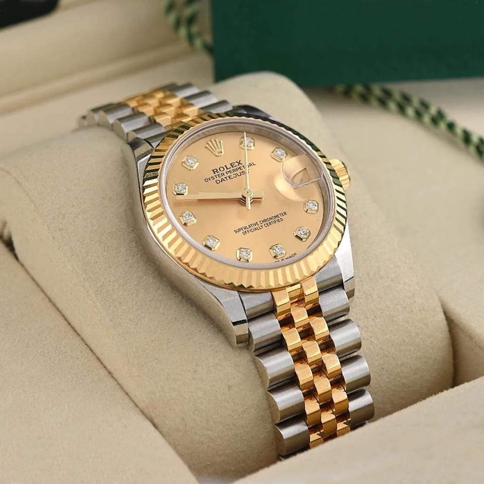 Rolex | Datejust | 278273 | Yellow gold | 31 x 37 mm | Gold/Steel | Champagne | Automatic