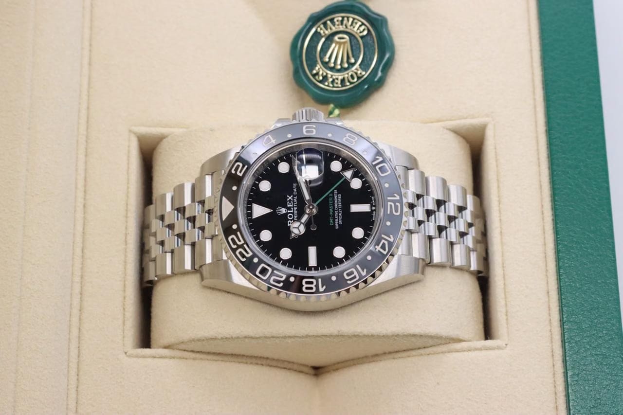 Rolex | GMT-Master II | 126710GRNR-0003 | Steel | 40 mm | Black