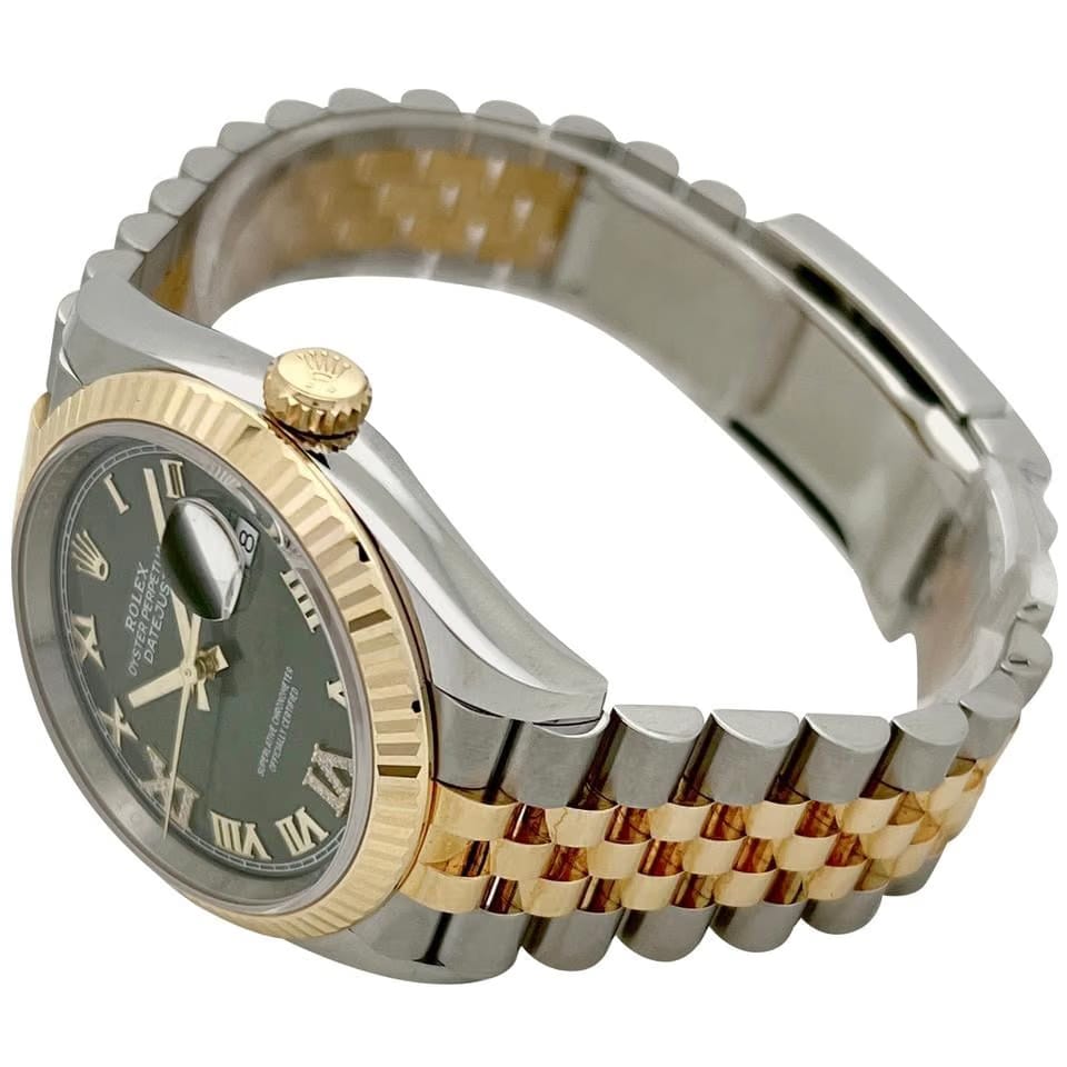 Rolex | Datejust | 126233-0025 | Gold/Steel | 36 mm | Green | Automatic