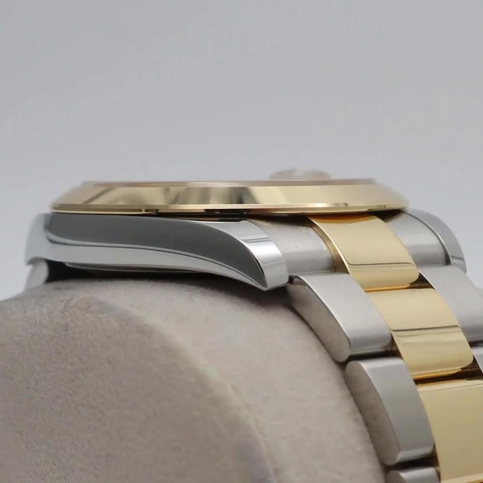Rolex | Datejust | M126303-0005 | Steel | 41 mm | Yellow gold | Black | Automatic