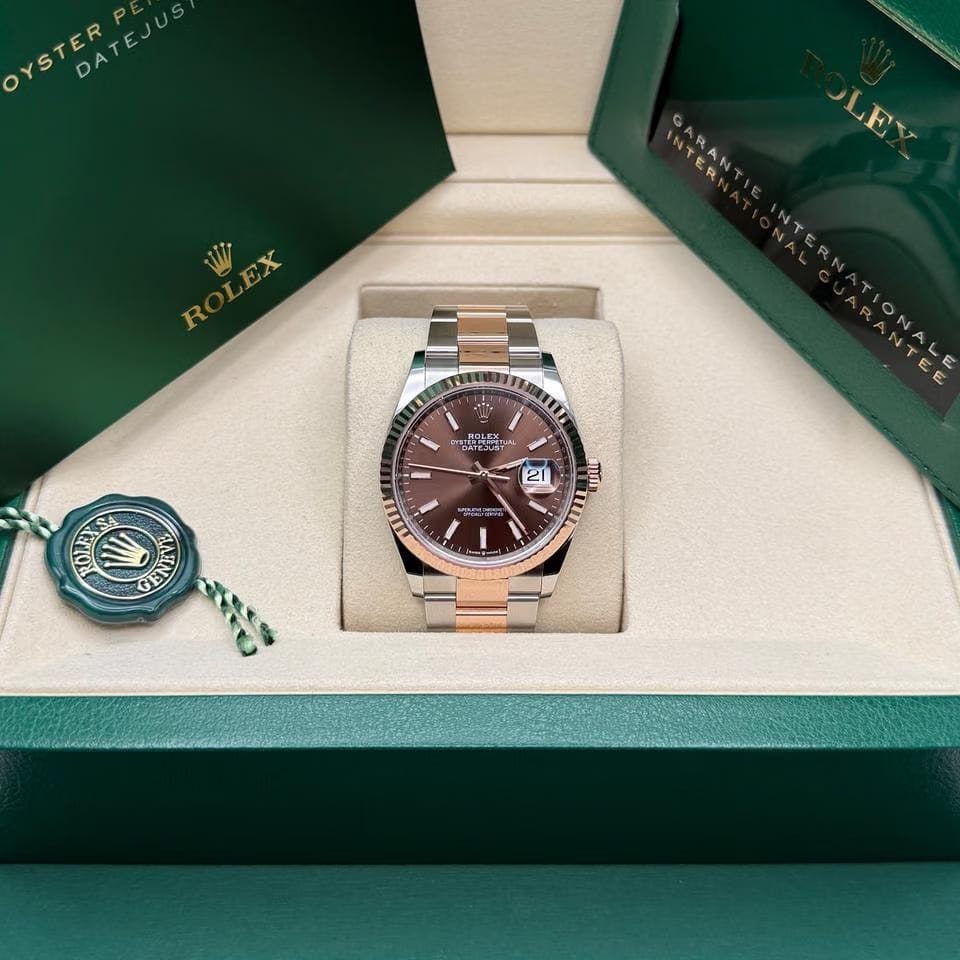 Rolex | Datejust | 126231 | Steel | 36 x 44 mm | Gold/Steel | Brown | Automatic