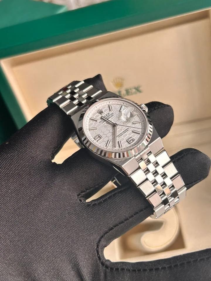 Rolex | Land-Dweller | 127234 | Steel | Steel | White | Automatic