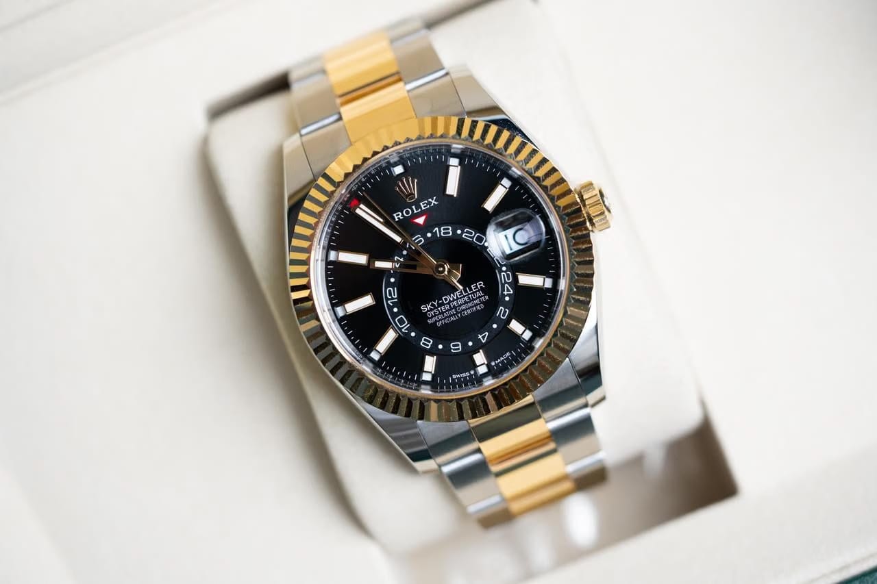 Rolex | Sky-Dweller | 336933 | Gold/Steel | 42 mm | Gold/Steel | Black | Automatic