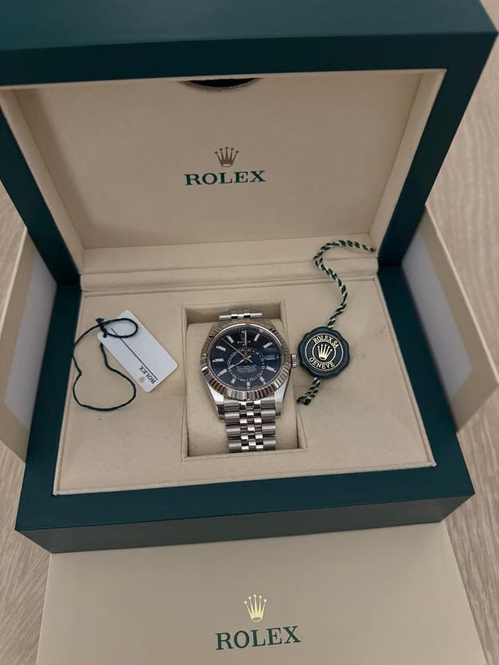 Rolex | Sky-Dweller | 326934 | Gold/Steel | 42 mm | Steel | Blue | Automatic