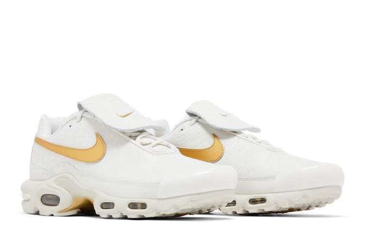 Air Max Plus Tiempo Phantom Metallic Gold