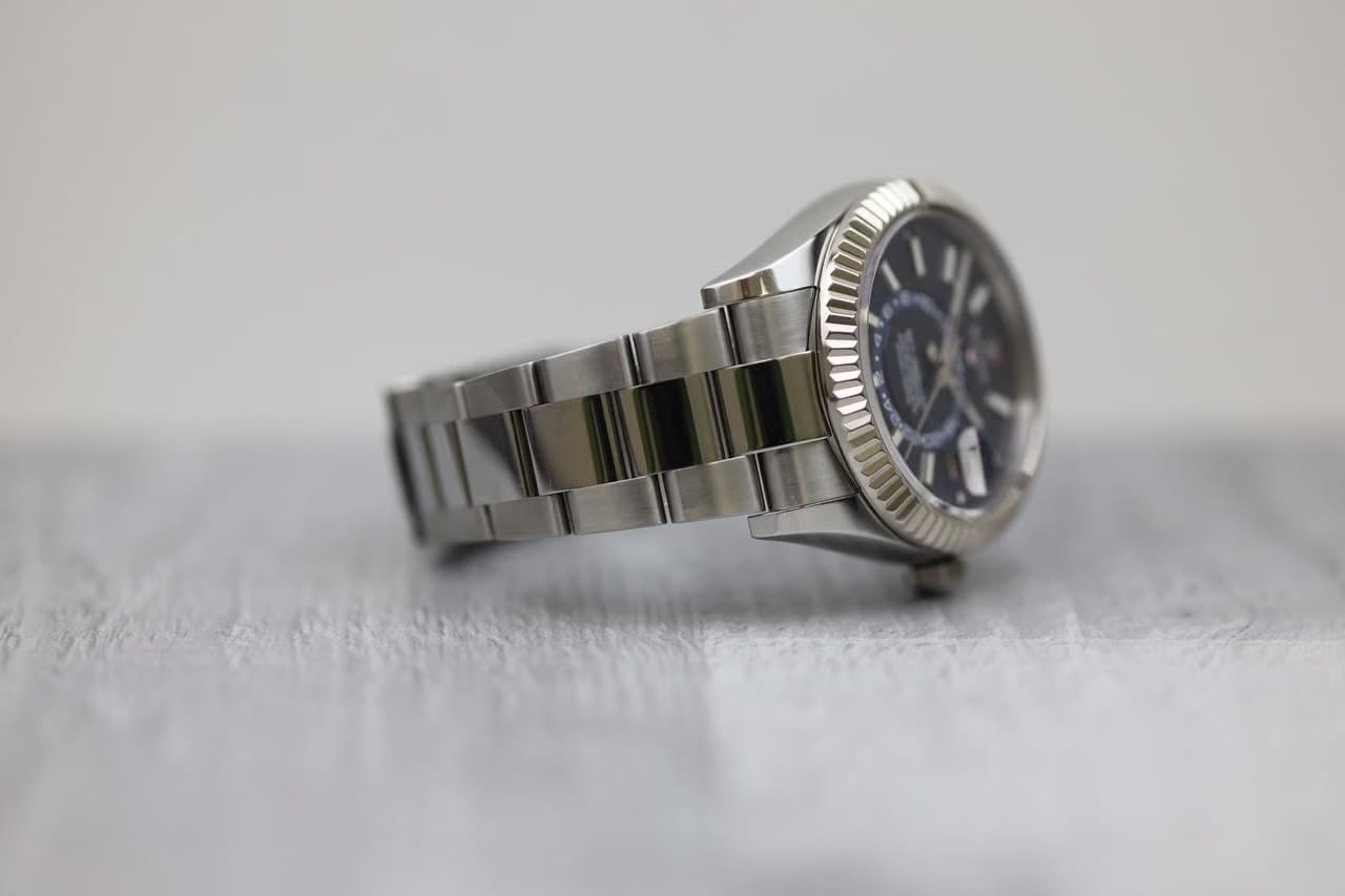 Rolex | Sky-Dweller | 326934 | White gold | 42 mm | Steel | Blue | Automatic