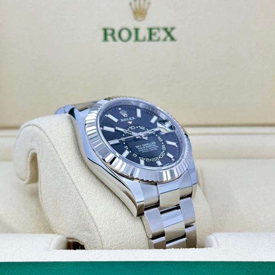 Rolex | Sky-Dweller | 336934-0007 | Gold/Steel | 42 mm | Gold/Steel | Black | Automatic