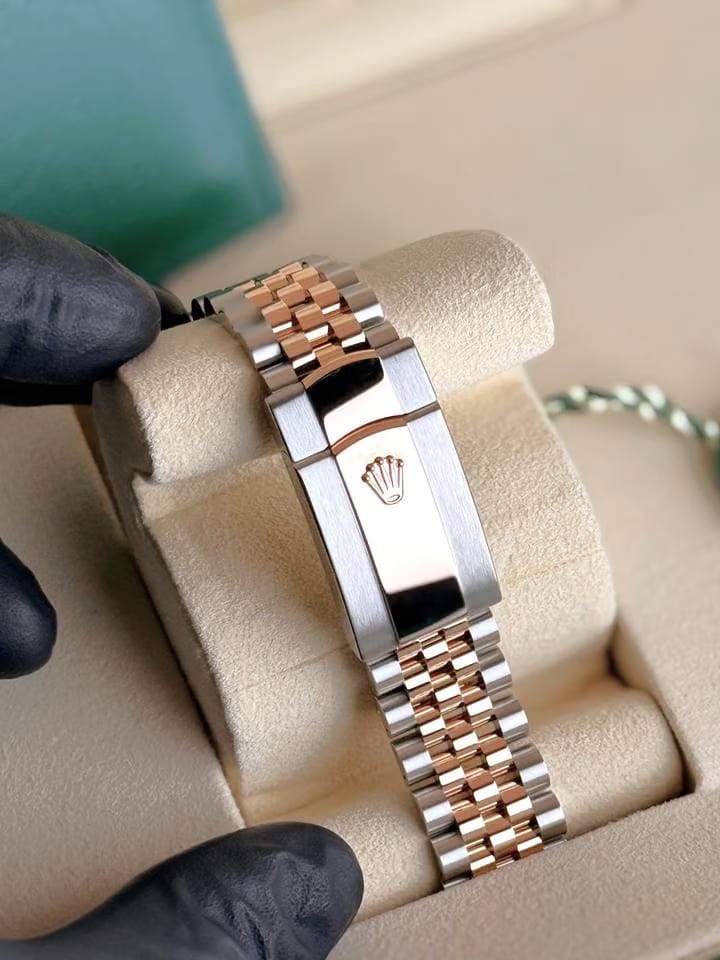 Rolex | Datejust | 126281RBR | Gold/Steel | 36 x 44 mm | Gold/Steel | Black | Automatic