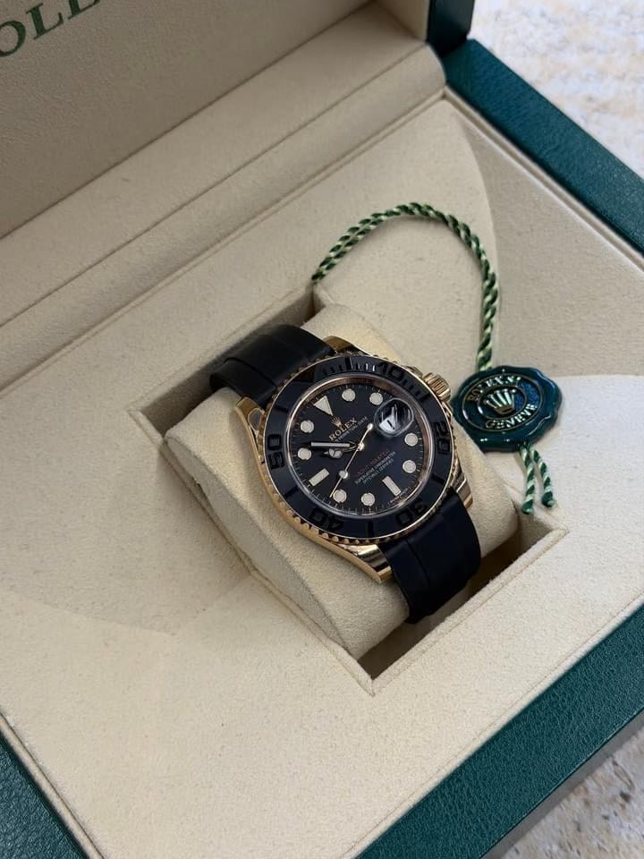 Rolex | Yacht-Master | 116655 | Rose gold | 40 mm | Rubber | Black | Automatic