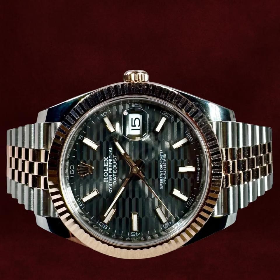 Rolex | Datejust | 126331 | 41 mm | Gold/Steel | Grey | Automatic