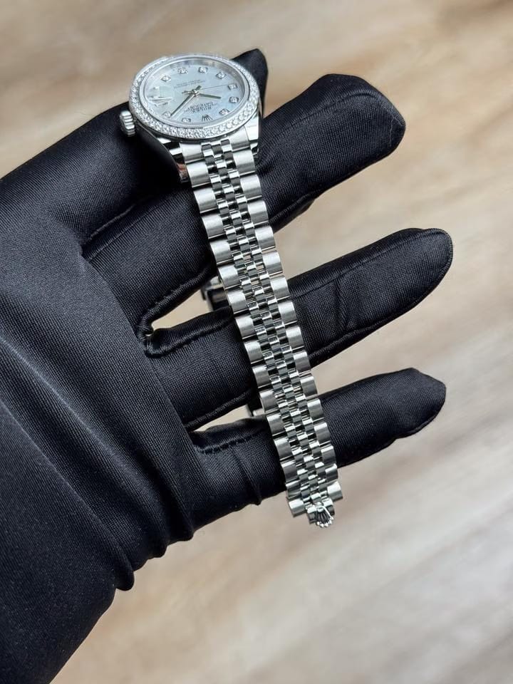 Rolex | Datejust | 279384RBR | Gold/Steel | 28 mm | Steel | Mother of pearl | Automatic
