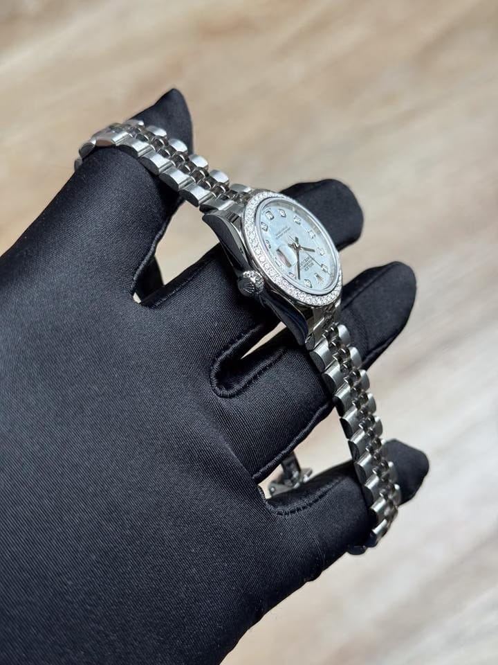 Rolex | Datejust | 279384RBR | Gold/Steel | 28 mm | Steel | Mother of pearl | Automatic