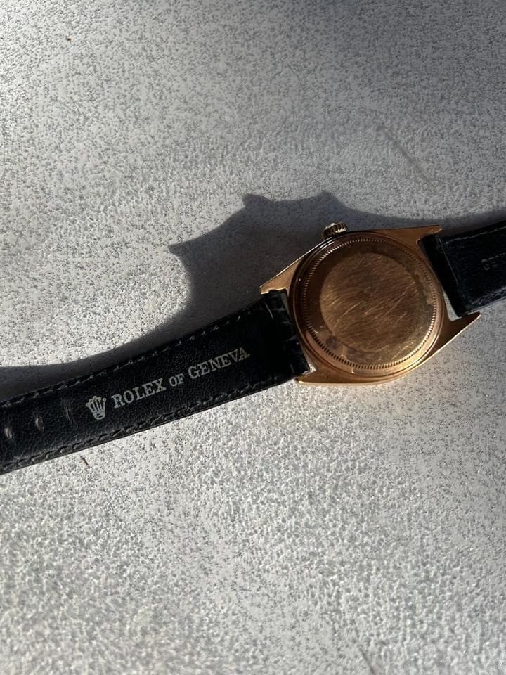 Rolex | Day-Date | 1803 | Rose gold | 36 mm | Crocodile skin | Champagne | Automatic