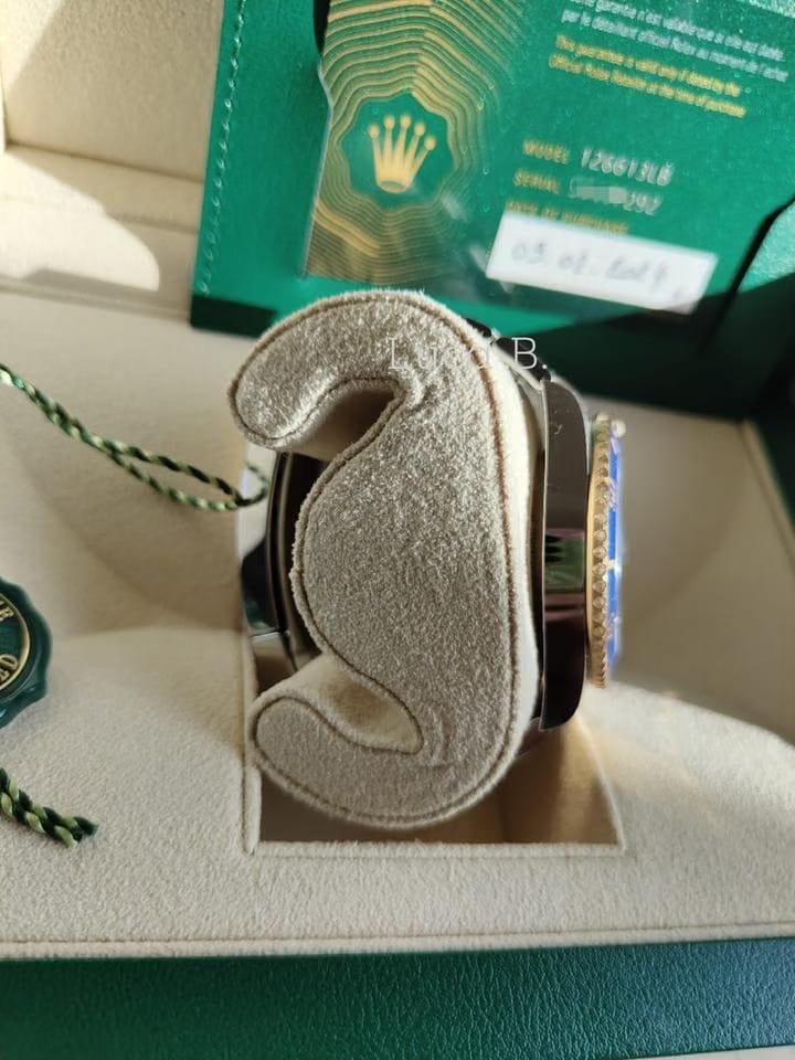 Rolex | Submariner | 126613LB | 41 mm | Manual winding