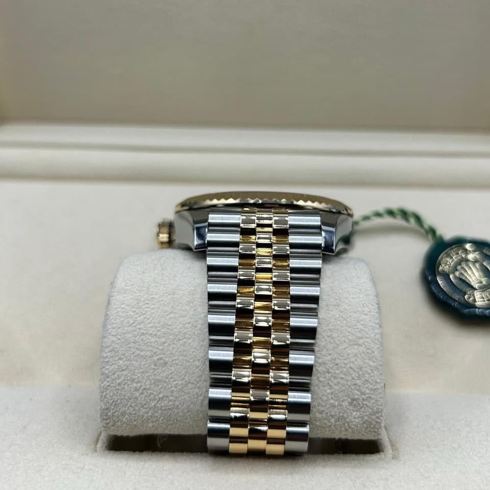 Rolex | Sky-Dweller | 326933 | Gold/Steel | Gold/Steel | Black | Automatic