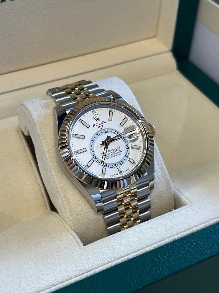 Rolex | Sky-Dweller | 336933 | Steel | 42 mm | Gold/Steel | White | Automatic