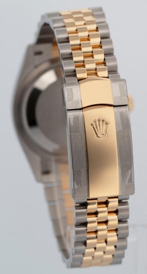 Rolex | Datejust | 126233 | Gold/Steel | 36 mm | Mother of pearl | Automatic