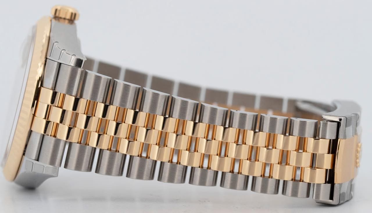 Rolex | Datejust | 126233 | Gold/Steel | 36 mm | Mother of pearl | Automatic