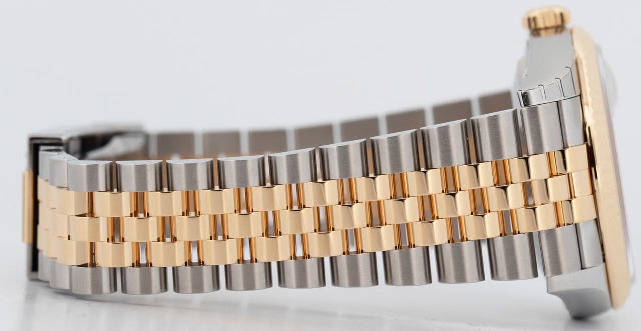 Rolex | Datejust | 126233 | Gold/Steel | 36 mm | Mother of pearl | Automatic