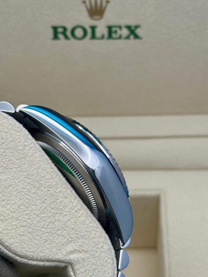 Rolex | Sky-Dweller | 336934 | Gold/Steel | 42 mm | Steel | Blue | Automatic