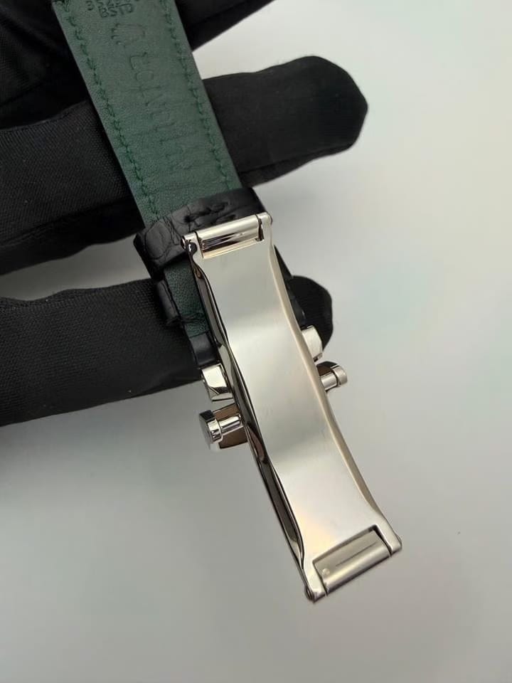 Rolex | 1908 | 52509 | White gold | 39 mm | Crocodile skin | Black | Automatic