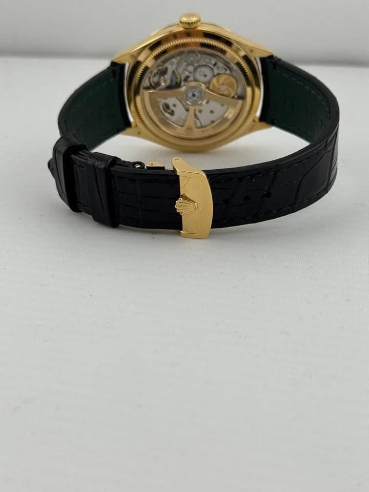 Rolex | 1908 | 52508 | Yellow gold | 39 mm | Leather | White | Automatic