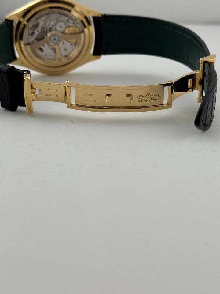 Rolex | 1908 | 52508 | Yellow gold | 39 mm | Leather | White | Automatic