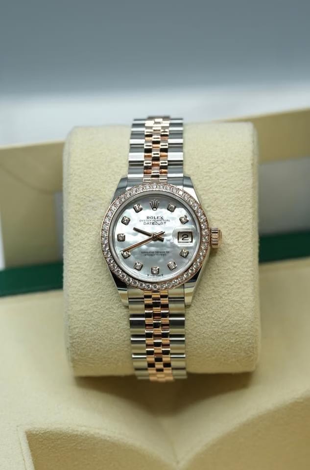 Rolex | Datejust | 279381RBR | Gold/Steel | 28 x 30 mm | Gold/Steel | Mother of pearl | Automatic