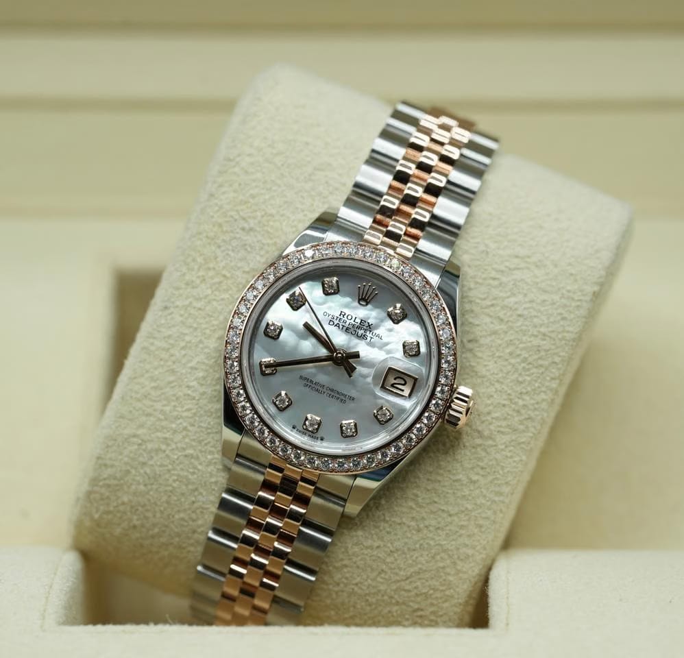 Rolex | Datejust | 279381RBR | Gold/Steel | 28 x 30 mm | Gold/Steel | Mother of pearl | Automatic