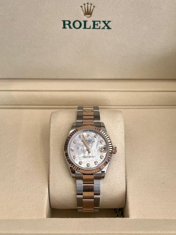 Rolex | Datejust | 278271 NG WHITE OYS | Gold/Steel | 31 x 37 mm | Gold/Steel | Mother of pearl | Automatic