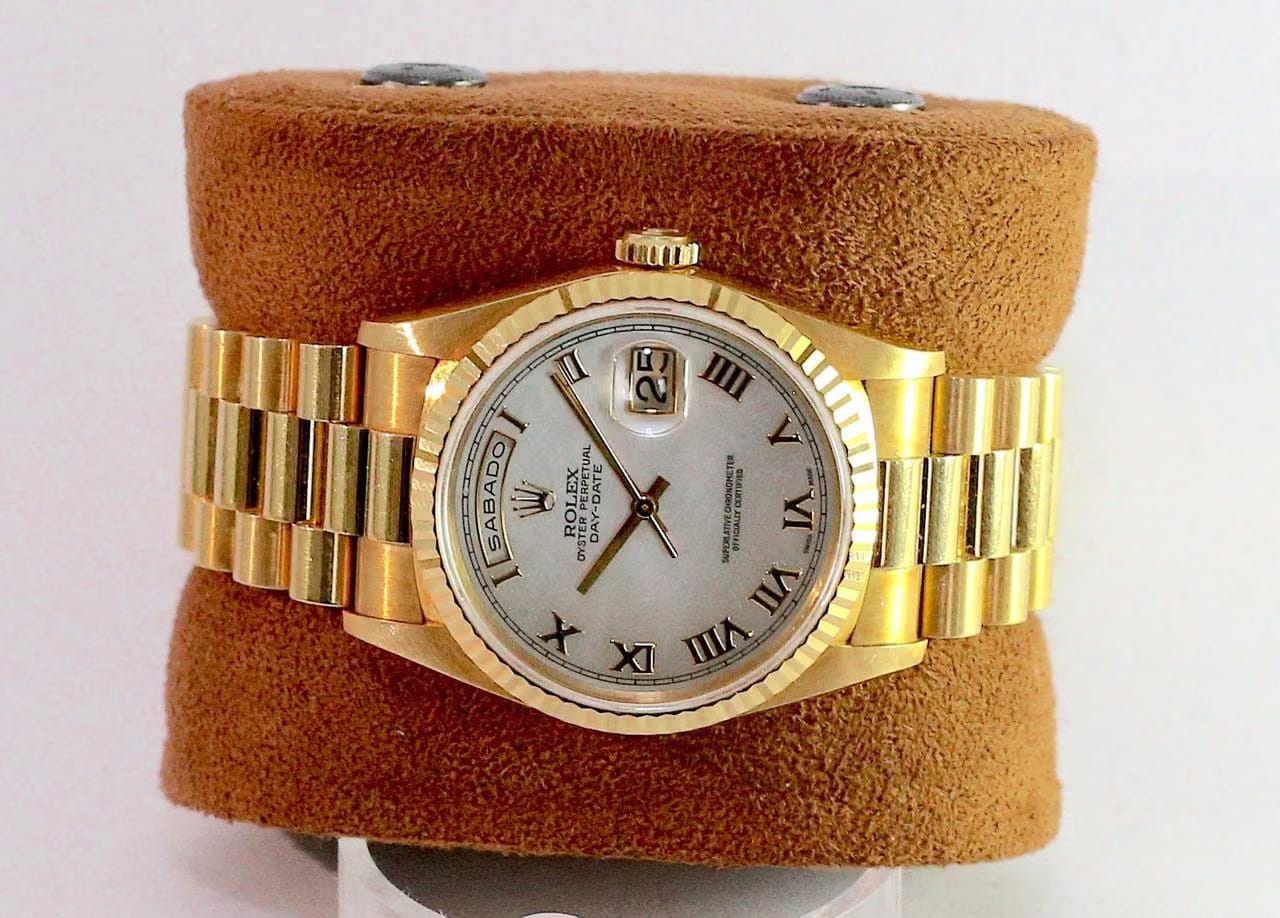 Rolex | Day-Date | 18238 | Yellow gold | 36 mm | Yellow gold | Mother of pearl | Automatic