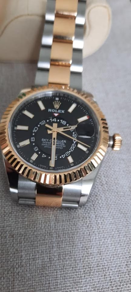 Rolex | Sky-Dweller | 326933 | 42 mm | Gold/Steel | Automatic