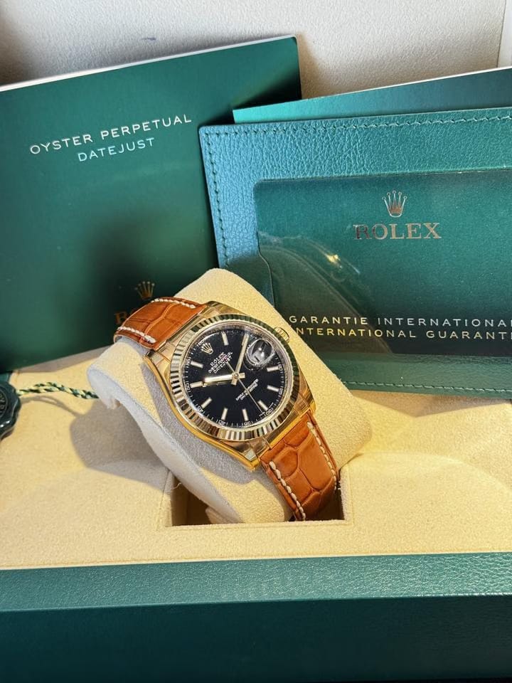 Rolex | Datejust | 116138 | Yellow gold | 36 mm | Leather | Black | Automatic