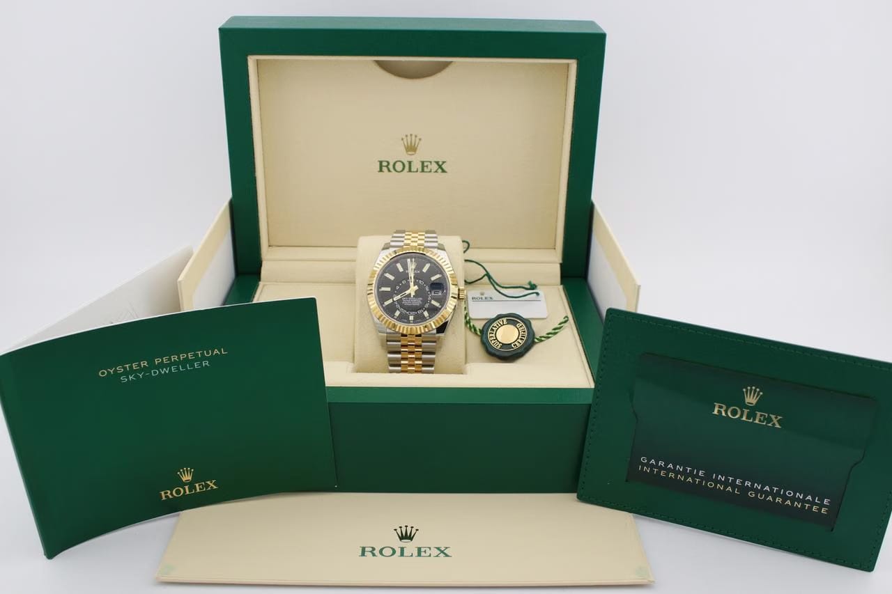Rolex | Sky-Dweller | 326933-0005 | Gold/Steel | 42 mm | Gold/Steel | Black | Automatic