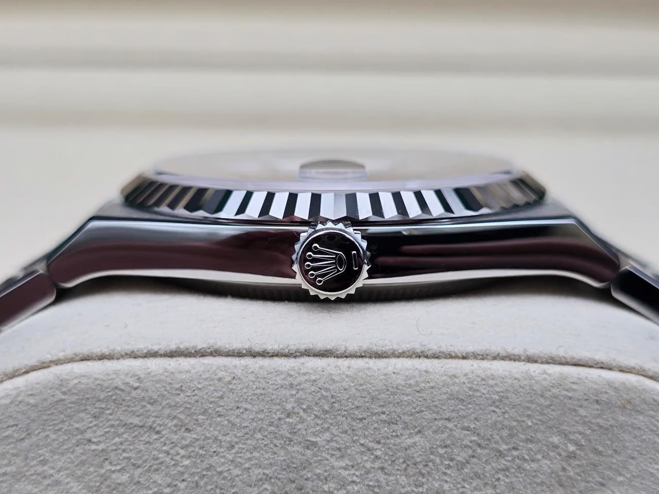 Rolex | Land-Dweller | 127334 | Steel | 40 mm | Steel | White | Automatic