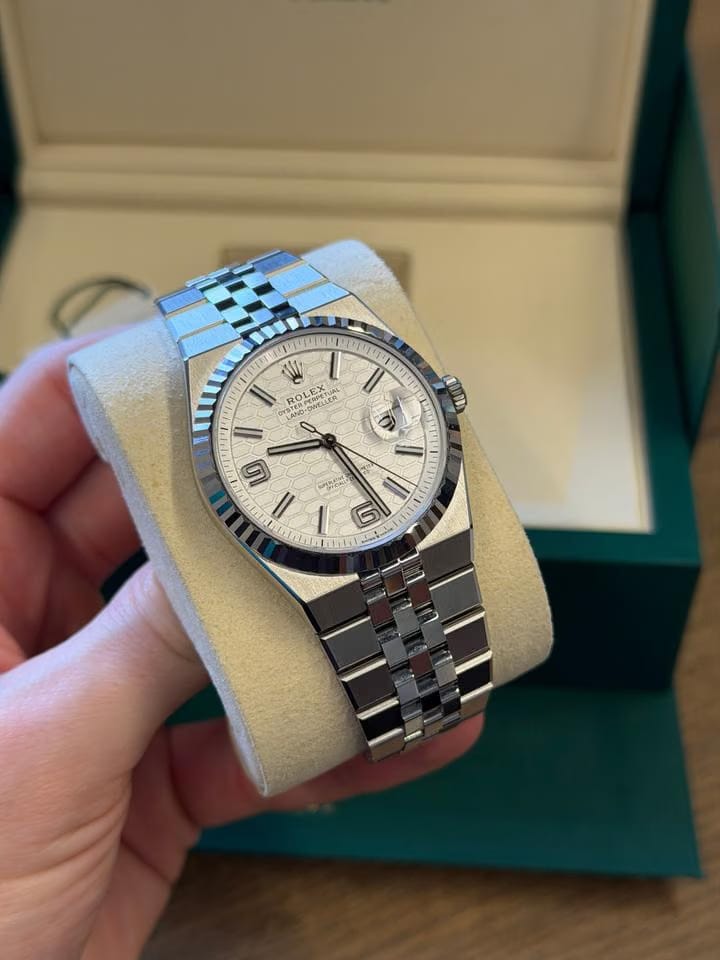 Rolex | Land-Dweller | 127334