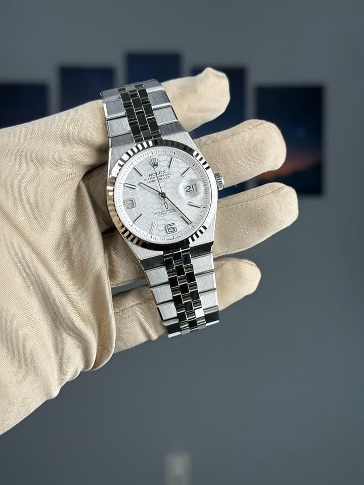 Rolex | Land-Dweller | 127334 | Steel | Steel | White | Automatic