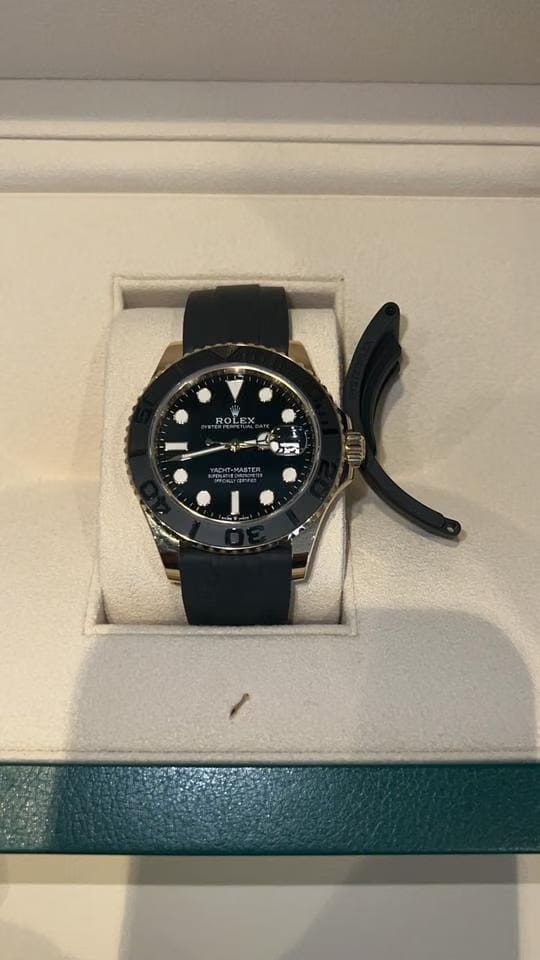 Rolex | Yacht-Master | 226658 | Yellow gold | 42 mm | Rubber | Gold | Automatic