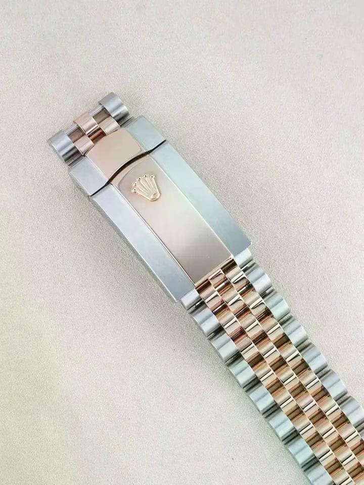 Rolex | Datejust | 126231 | Steel | 36 mm | Gold/Steel | Mother of pearl | Automatic