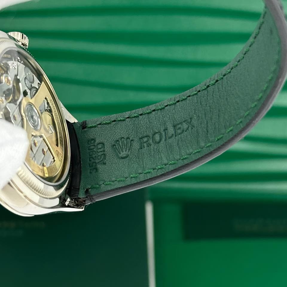 Rolex | 1908 | 52509 | White gold | 39 mm | Black | Automatic